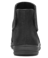 Clarks Cloudsteppers Women's Breeze Faye Round Toe Booties