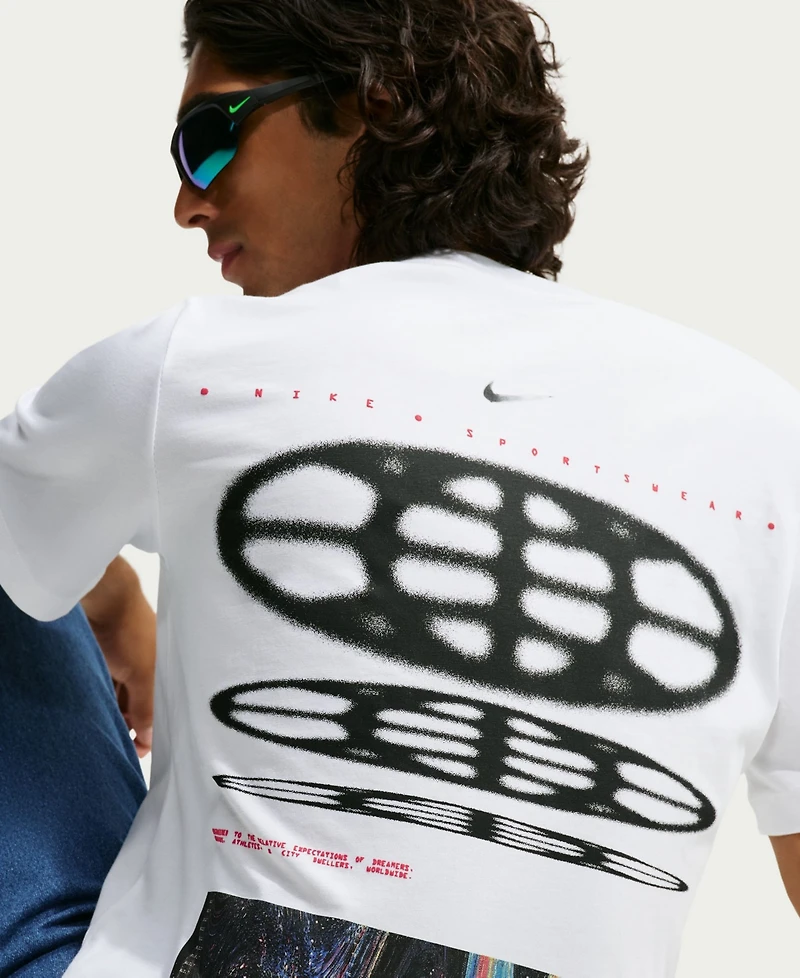 Nike Men's Sportswear Graphic Crewneck T-Shirt