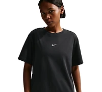 Nike Women's Sportswear Crewneck T-Shirt