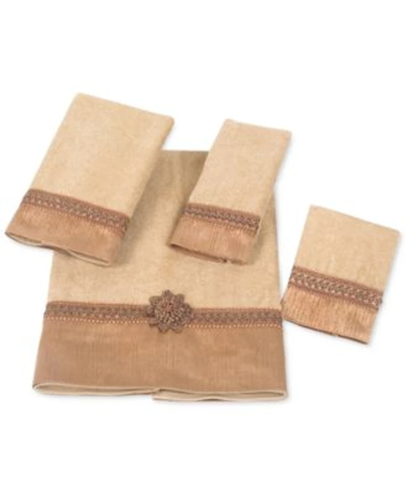 Avanti Braided Cuff Medallion Bath Towels