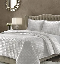 Tribeca Living Florence Velvet Solid Oversized Quilt Sets