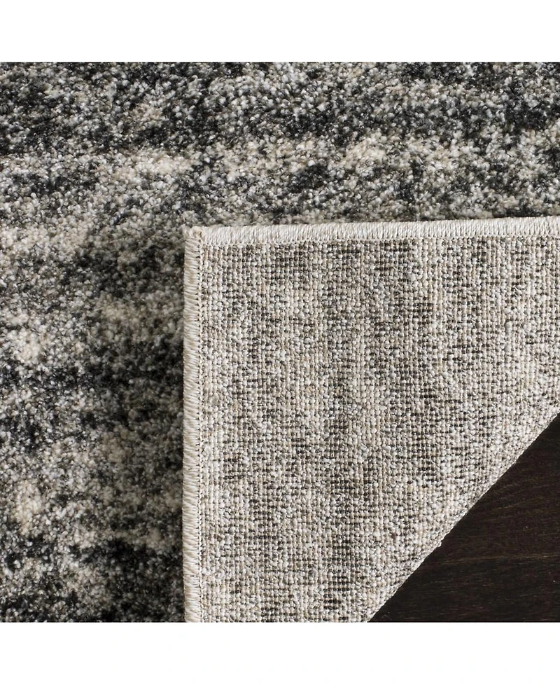 Safavieh Retro RET2133 Ivory and Gray 5' x 8' Area Rug