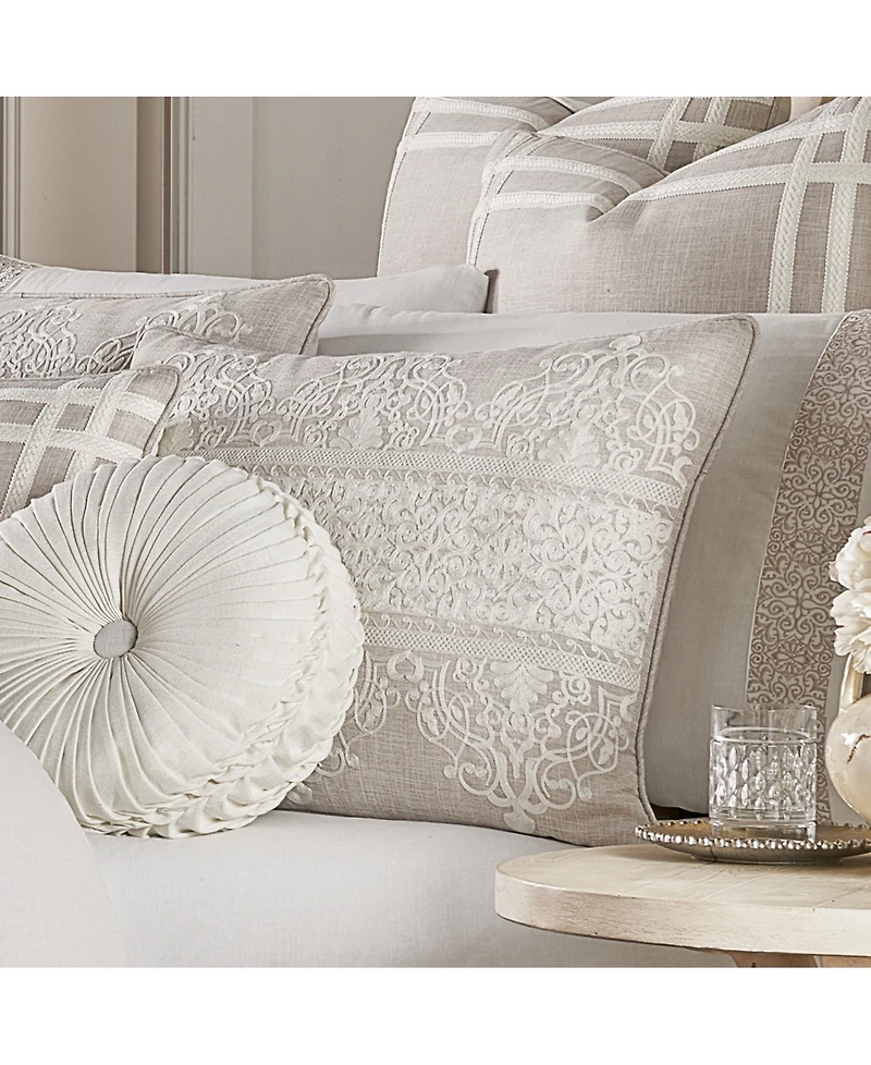 J Queen New York Lauralynn 4-Pc. Comforter Set