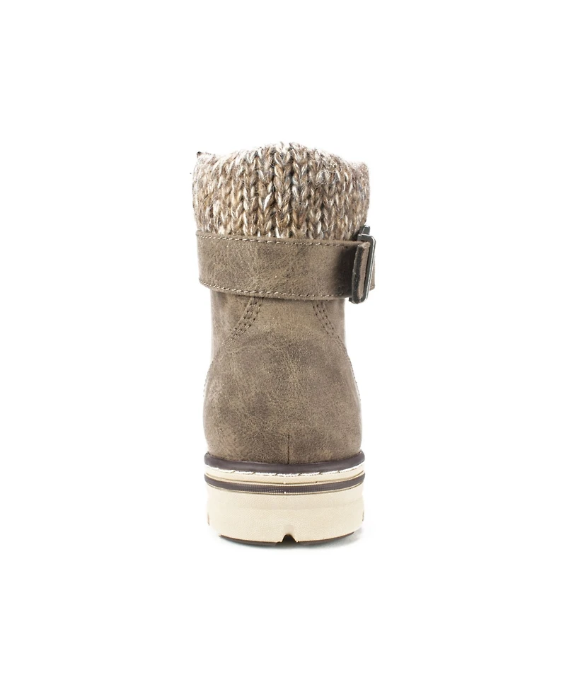Cliffs by White Mountain Women's Kelsie Lace-Up Booties