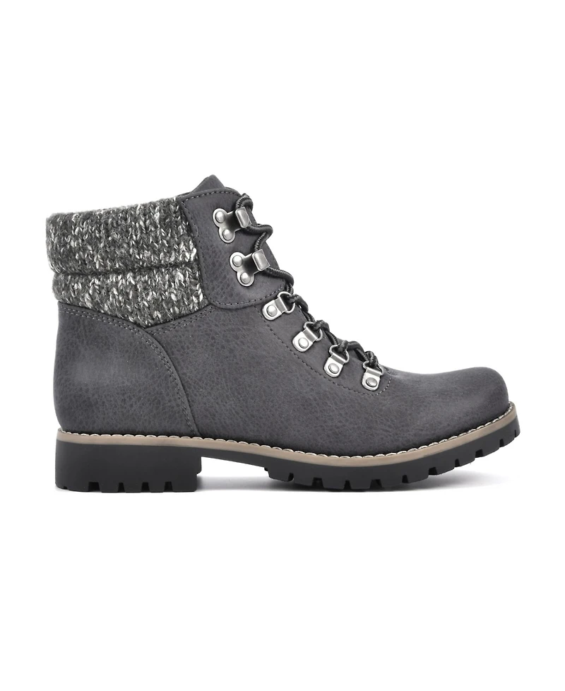 Cliffs by White Mountain Women's Pathfield Lace-Up Booties