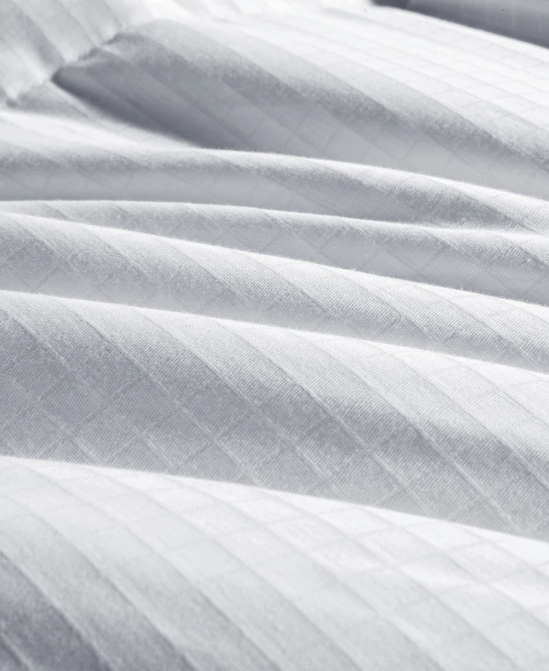 Unikome All Season Classic Grid Jacquard Down Alternative Comforter, King