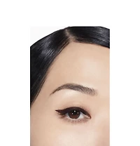 LE LINER DE CHANEL Liquid Eyeliner