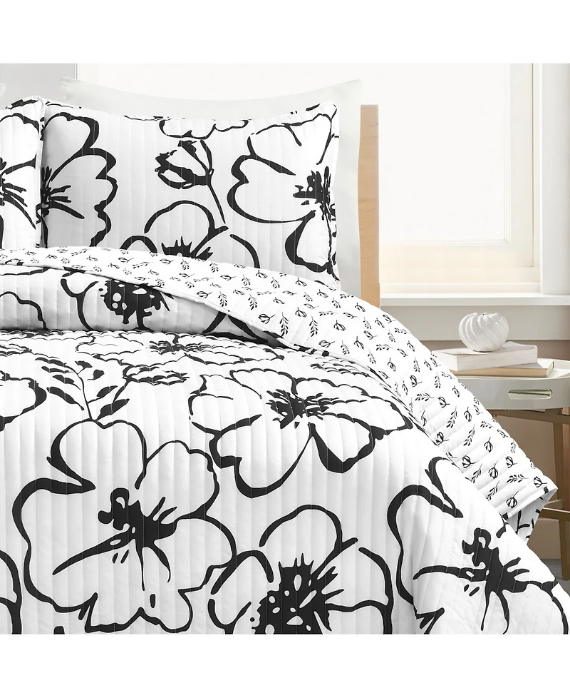 Lush Decor Scandinavian Floral 3 Piece Quilt Set