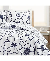 Lush Decor Scandinavian Floral 3 Piece Quilt Set, King