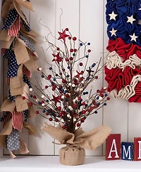 Glitzhome Americana Berry Table Tree