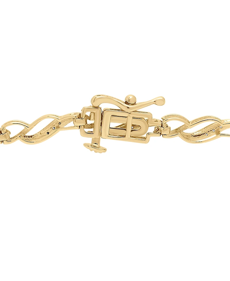 Diamond Link Bracelet (1/10 ct. t.w.) in 10k Gold