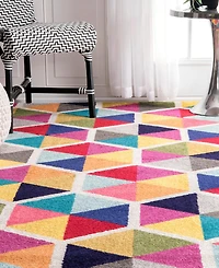 nuLoom Carnival ECCR17A 5' x 8' Area Rug