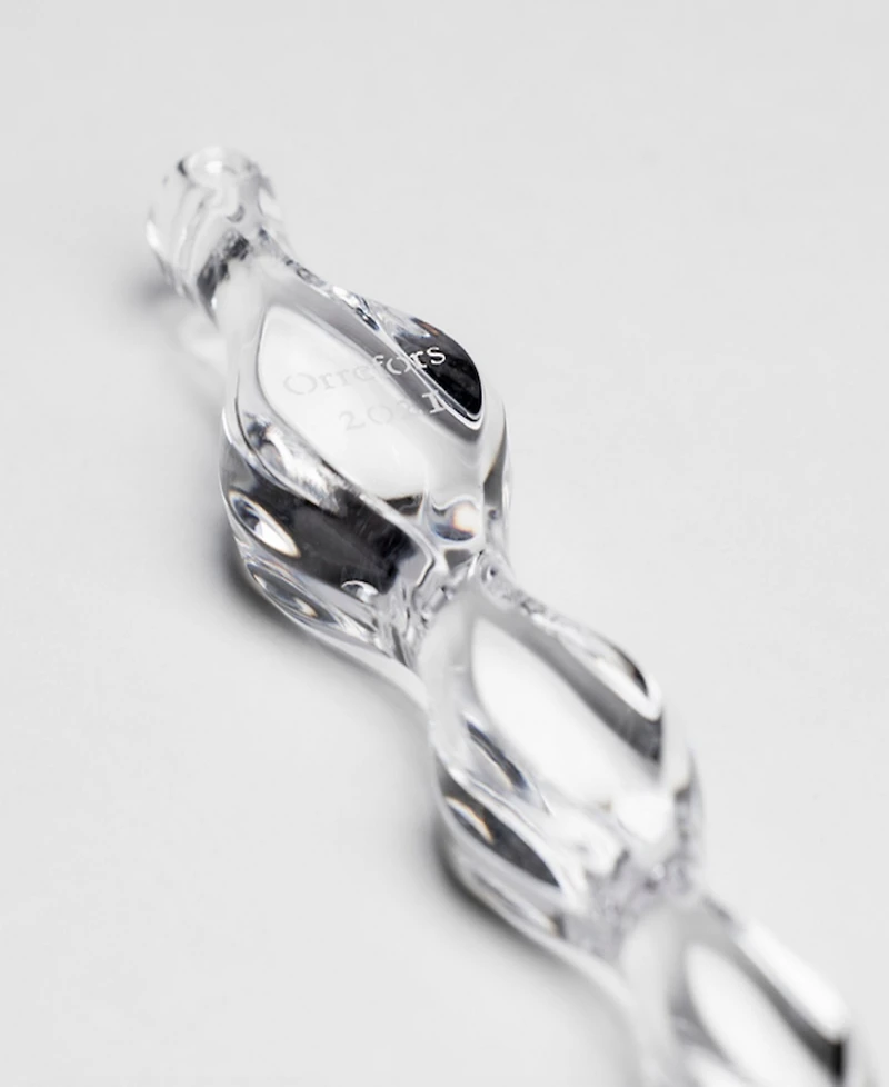Orrefors 2021 Annual Icicle Ornament