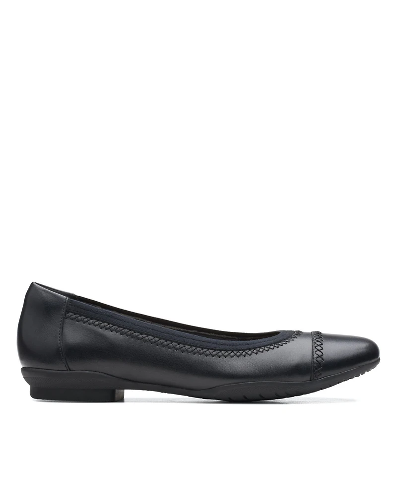 Clarks Women's Collection Sara Bay Flats
