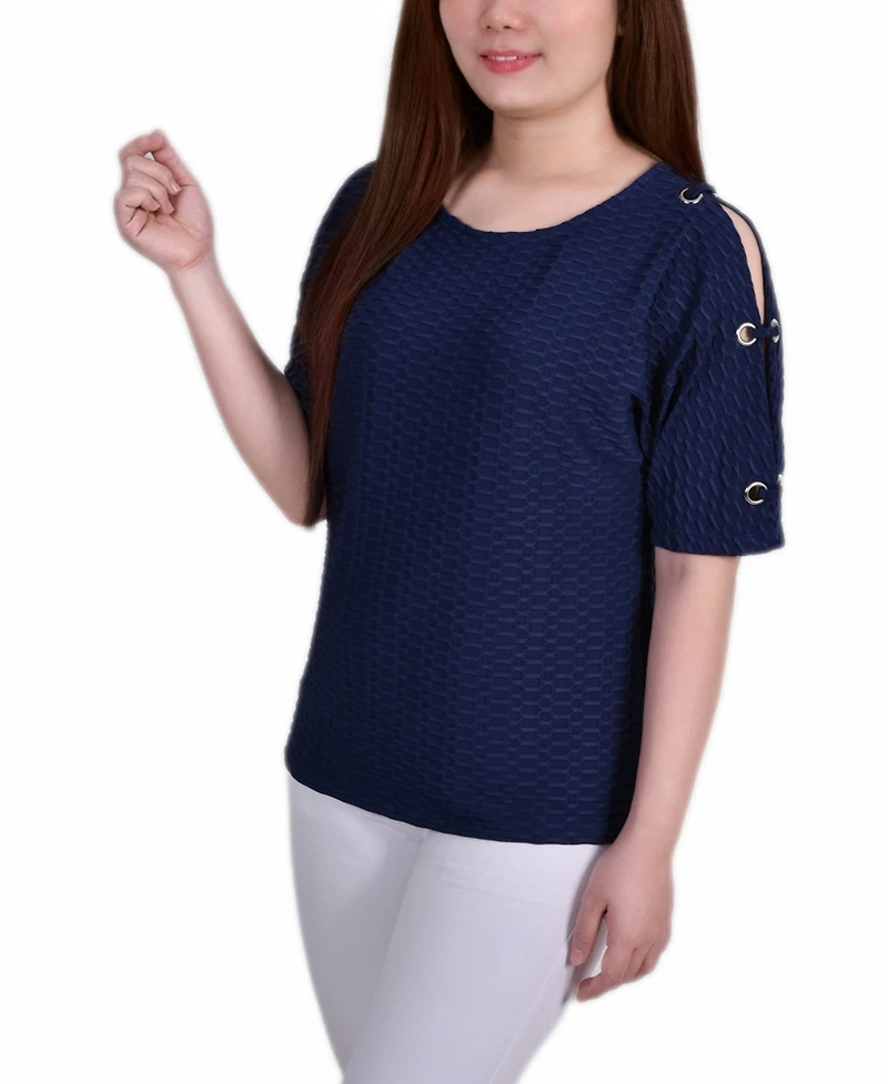 Ny Collection Petite Short Sleeve Honeycomb Textured Grommet Top