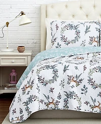 Southshore Fine Linens Happy Holidays Oversized Reversible -Pc. Quilt Set