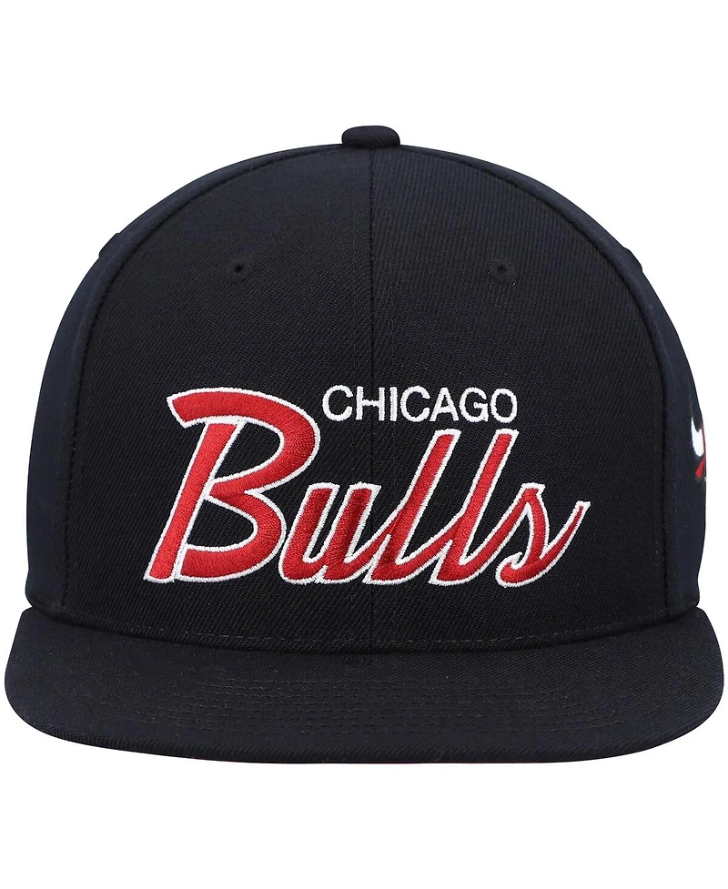 Men's Mitchell & Ness Black Chicago Bulls Hardwood Classics Script 2.0 Snapback Hat
