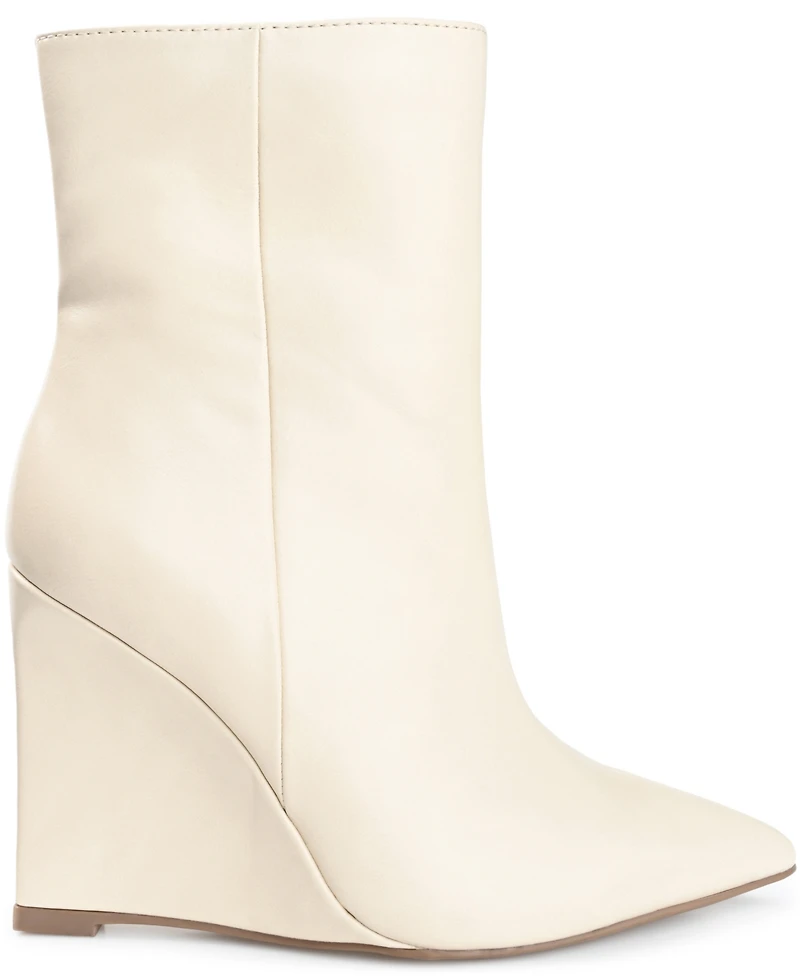 Journee Collection Women's Glorria Wedge Booties