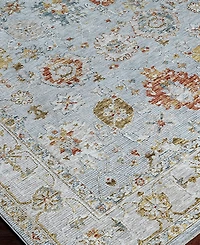 Livabliss Reina Ren- 2'7" x 4' Area Rug