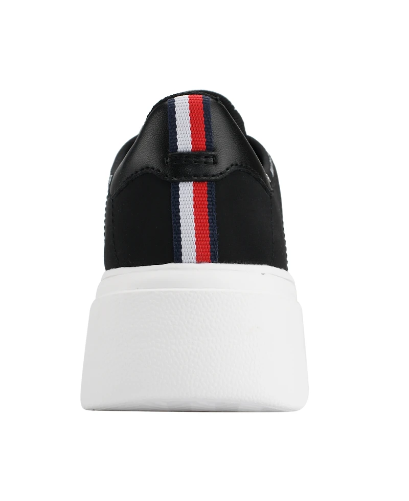 Tommy Hilfiger Women's Grazie Lightweight Lace Up Sneakers