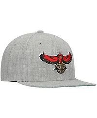 Men's Mitchell & Ness Heathered Gray Atlanta Hawks Hardwood Classics Team 2.0 Snapback Hat
