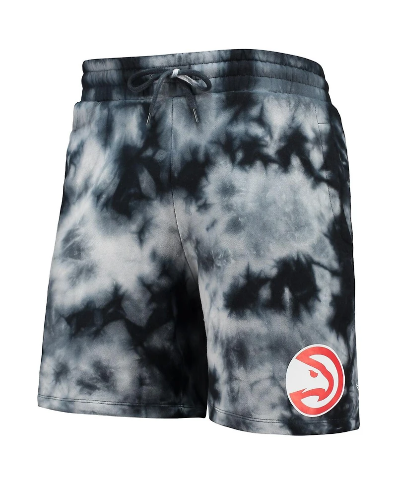 Men's New Era Black Atlanta Hawks Fleece Tie-Dye Shorts