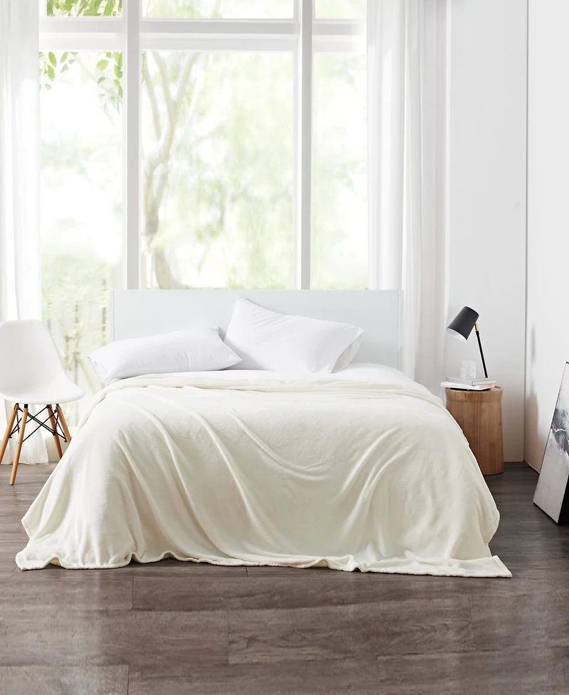 Cannon Solid Plush Blanket, Full/Queen