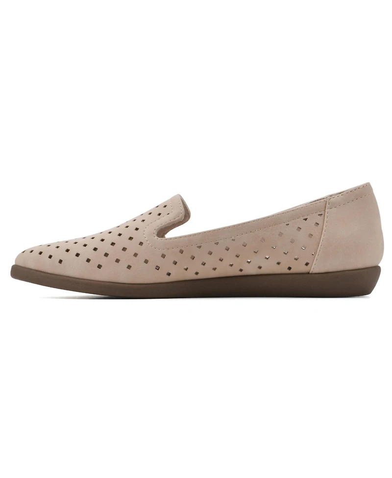 Cliffs by White Mountain Women's Melodic Comfort Flat