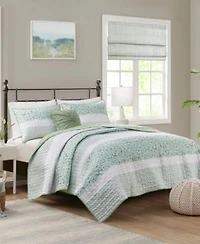 Madison Park Caralie Seersucker 4 Piece Quilt Sets