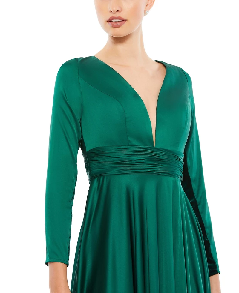 Mac Duggal Women's Ieena Long Sleeve Ruched Waist A-Line Gown
