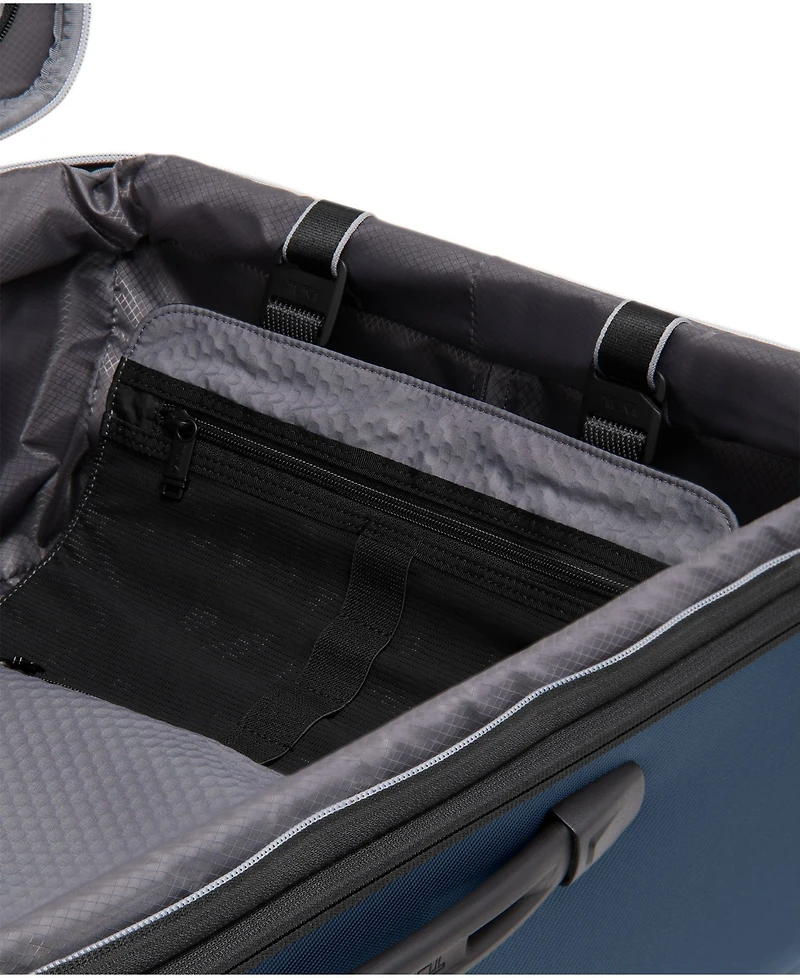 Tumi Aerotour Short Trip 26" Check-in Spinner