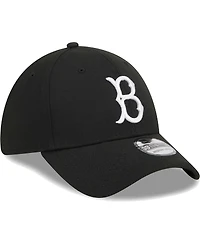 Men's New Era Black Brooklyn Dodgers Logo 39THIRTY Flex Hat