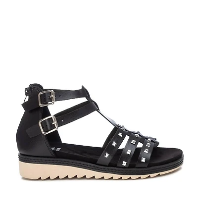 Women's Flat Sandals With Gold Studs By Xti