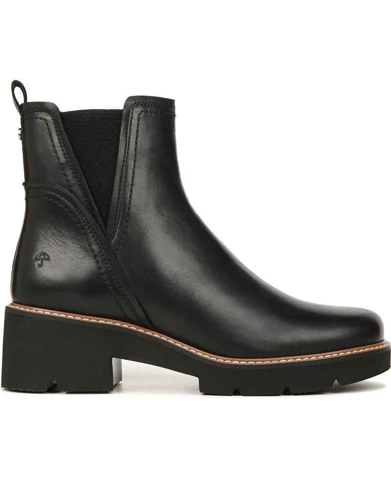Naturalizer Darry-Bootie Lug Sole Chelsea Booties