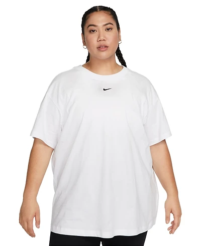 Nike Plus Size Active Sportswear Essential Women's Logo T-Shirt