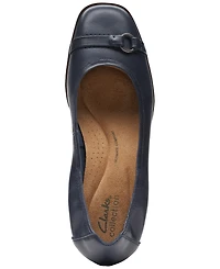 Clarks Women's Lyrical Sky O-Ring Strapped Ballet Flats
