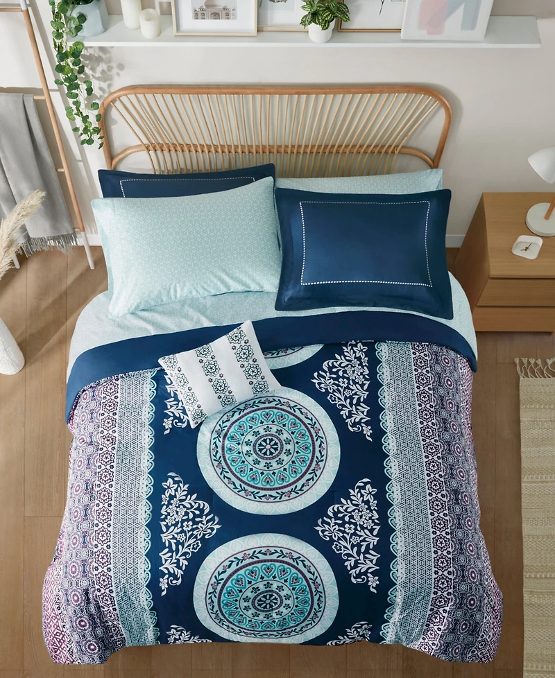 Intelligent Design Loretta -Pc. Comforter Set