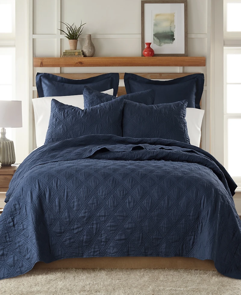 Levtex Washed Linen Relaxed Textured Quilt, King/California King