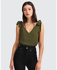 Belle & Bloom Women's Feel For You V Neck Top