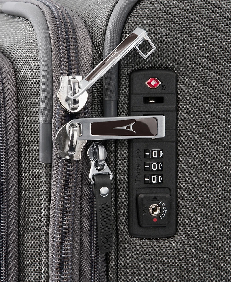 Travelpro Platinum Elite 28" Check-in Spinner
