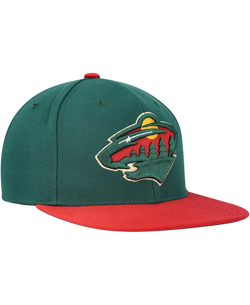 Men's Mitchell & Ness Green Minnesota Wild Core Team Ground 2.0 Snapback Hat