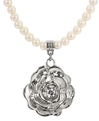 2028 Imitation Pearl Flower Pendant Necklace