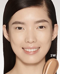 Futurist Soft Touch Brightening Skincealer Concealer with Vitamin C
