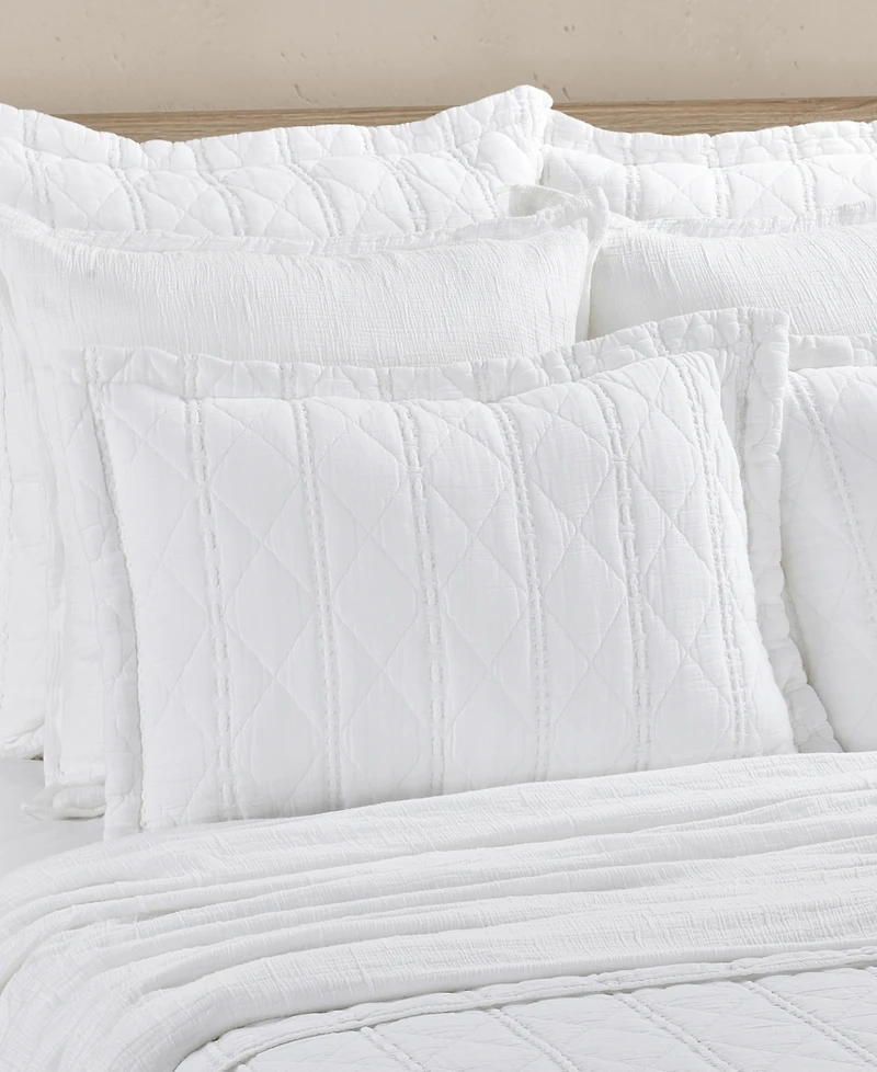 White Sand Playa Sham, Standard