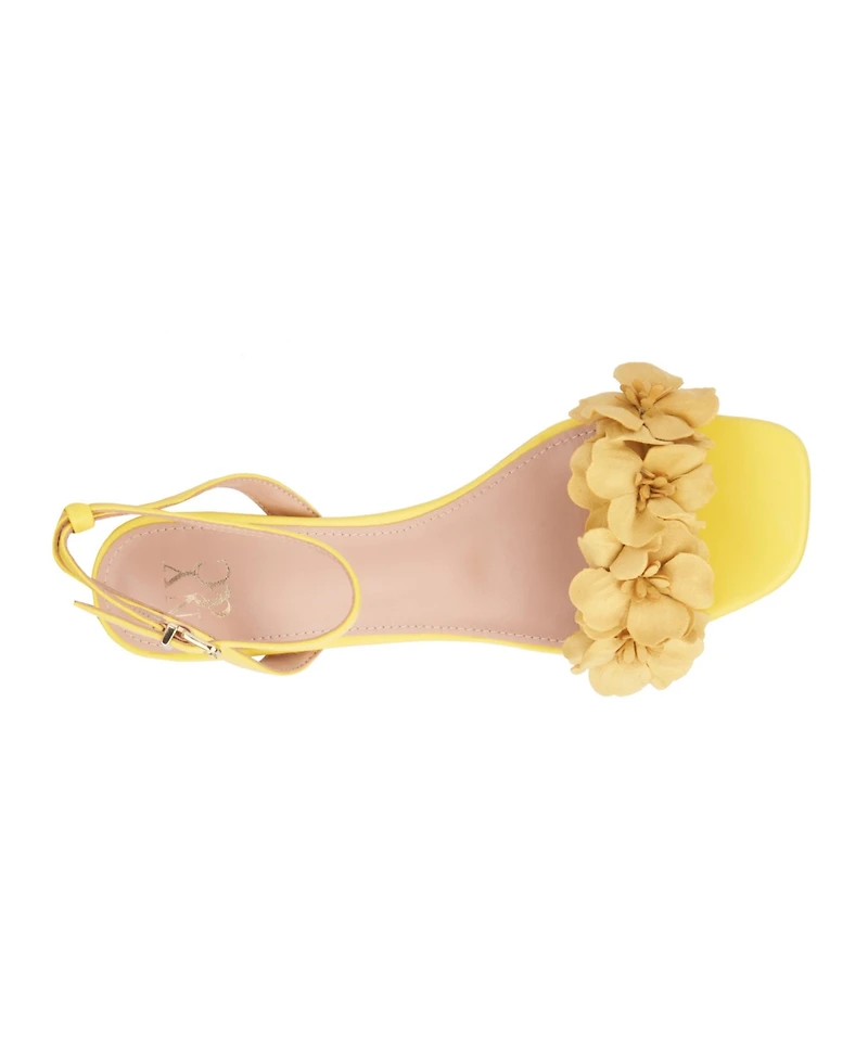 Women's Gwendolyn Kitten Heel