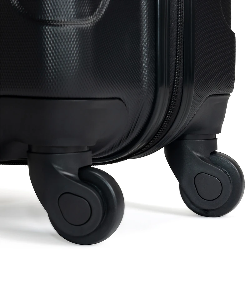 Out of Bounds 2-pc Lightweight Hardside Spinner Luggage Set
