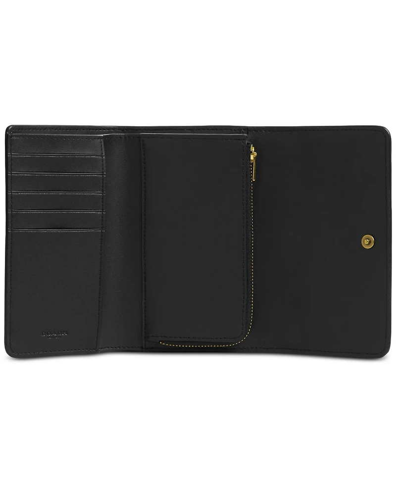 Coach Essential Medium Flap Leather Wallet