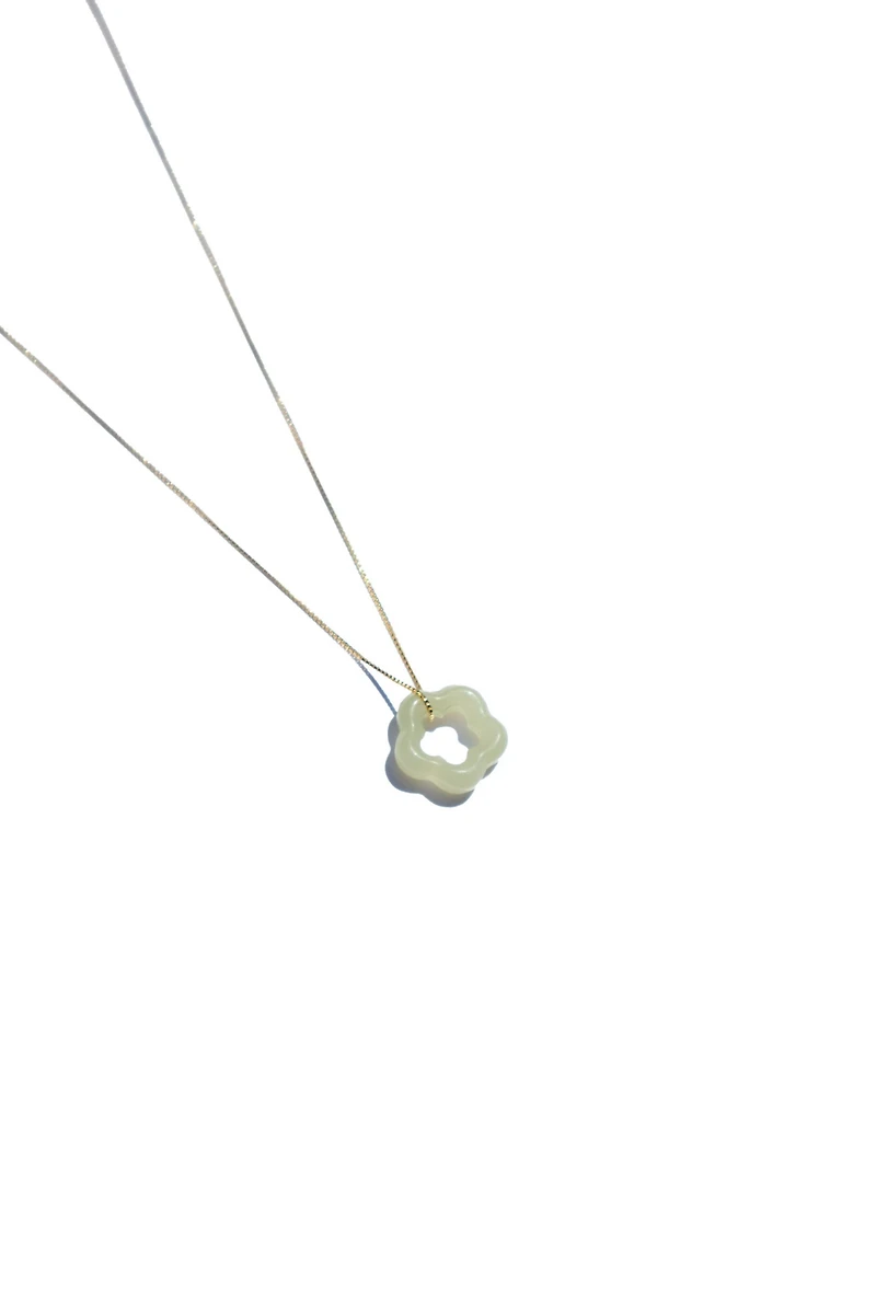 Plum blossom — Green jade pendant necklace