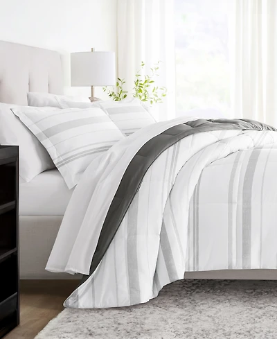 ienjoy Home Stitched Stripe 3-Piece Comforter Set, King/California King