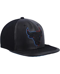 Men's Mitchell & Ness Black Chicago Bulls Day One Snapback Hat